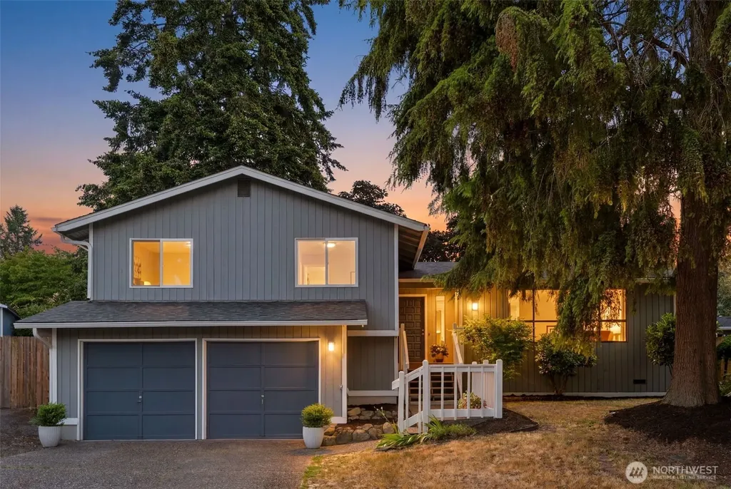 33709 28th Avenue SW Federal Way WA 98023