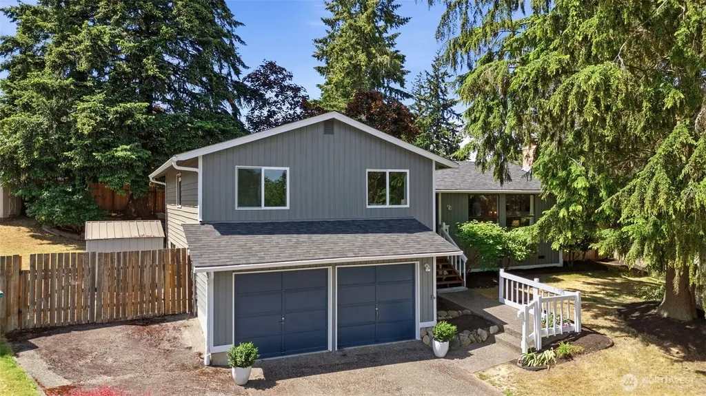 33709 28th Avenue SW Federal Way WA 98023