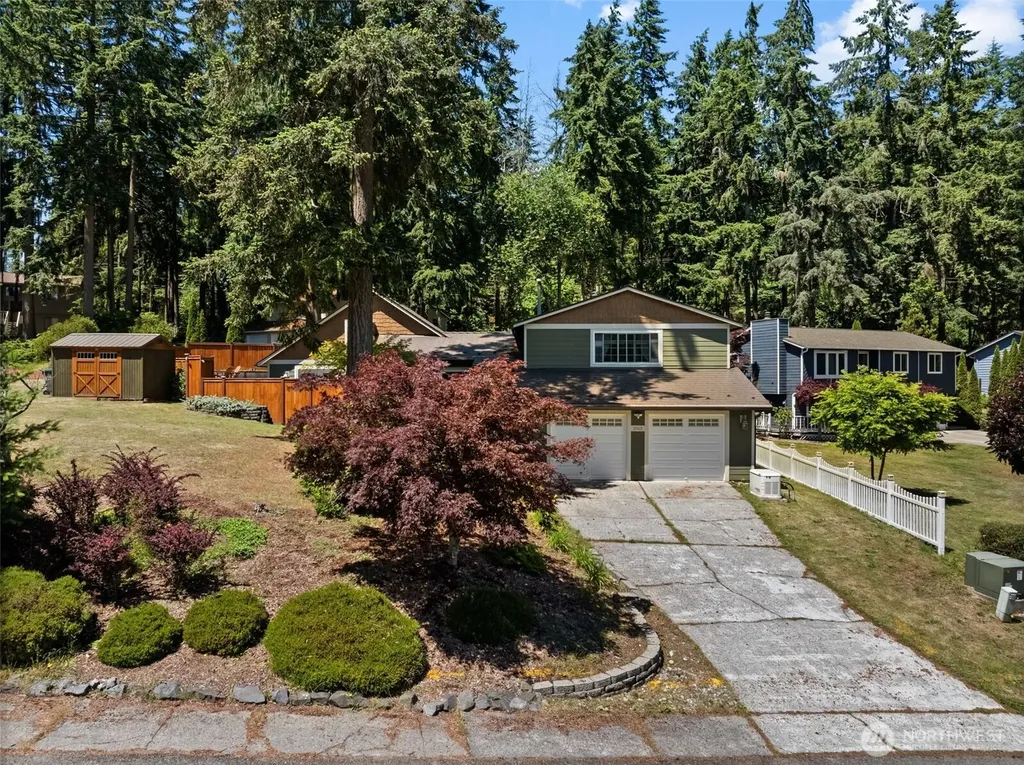3963 Fischer Park Avenue NE Bremerton WA 98310