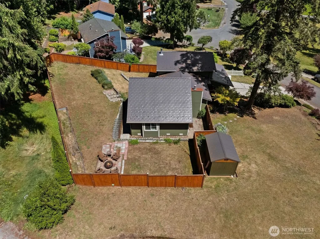 3963 Fischer Park Avenue NE Bremerton WA 98310