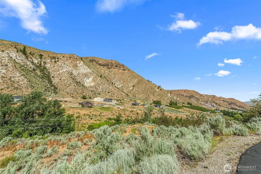 159 Southridge Court Wenatchee WA 98801
