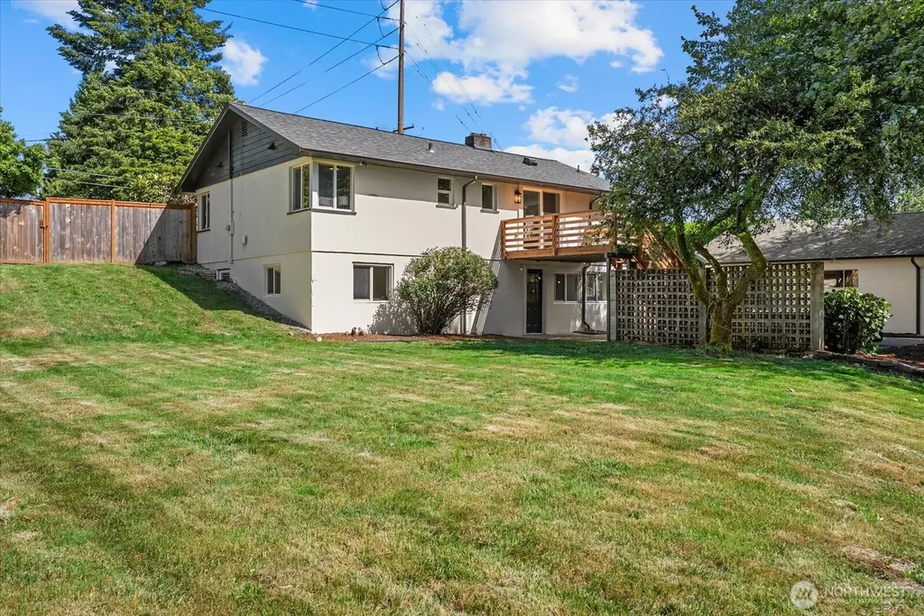 16835 113th Avenue SE Renton WA 98055