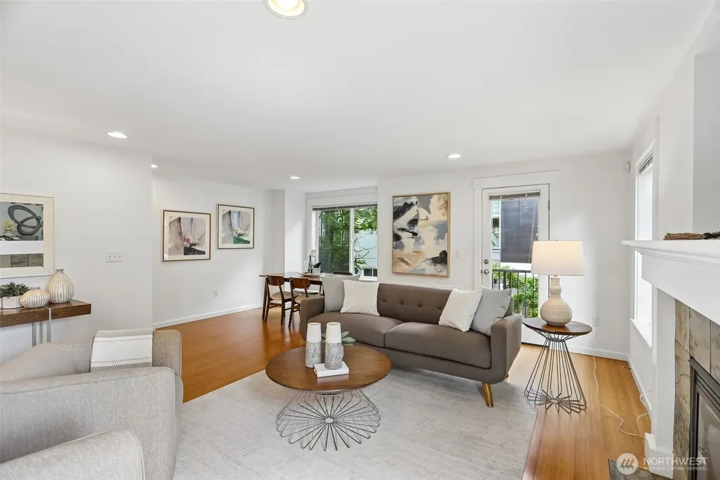 938 NW 51st Street Seattle WA 98107