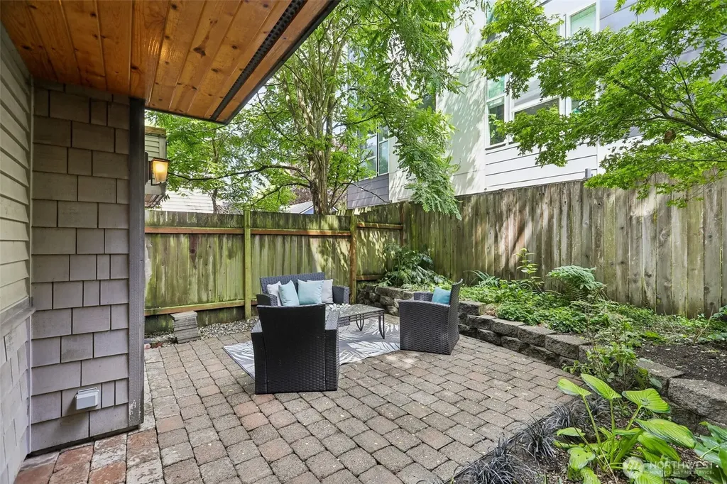 938 NW 51st Street Seattle WA 98107