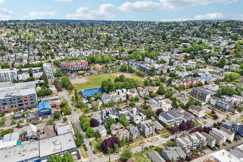 938 NW 51st Street Seattle WA 98107