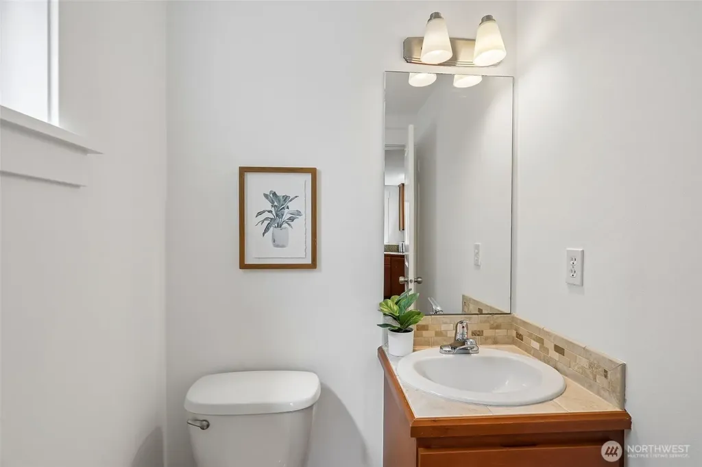 938 NW 51st Street Seattle WA 98107