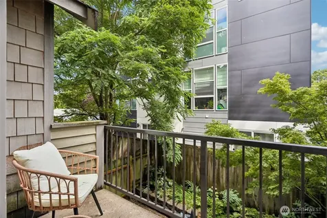 938 NW 51st Street Seattle WA 98107