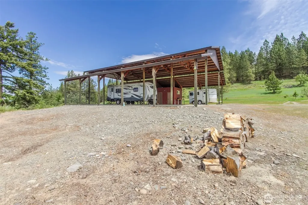 3610 Breckenridge Road Rice WA 99167