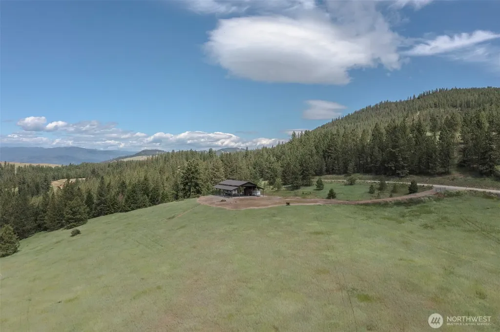 3610 Breckenridge Road Rice WA 99167