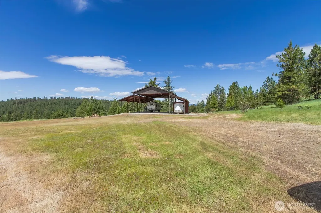 3610 Breckenridge Road Rice WA 99167