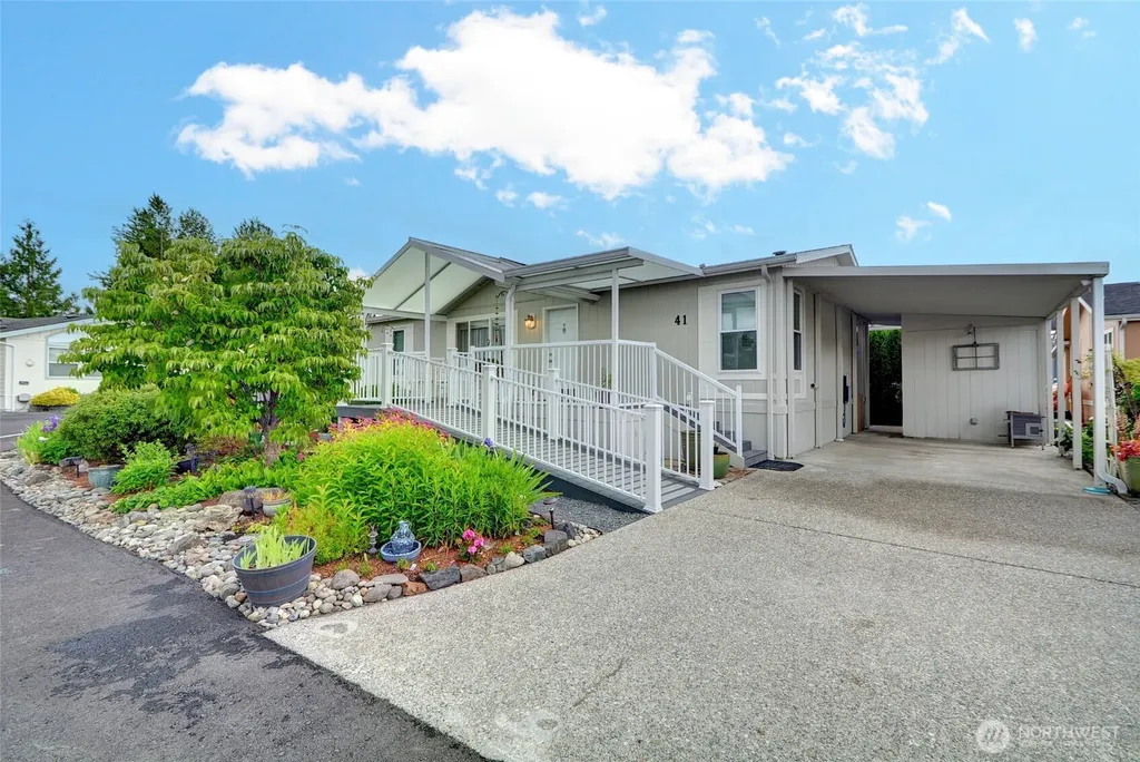 14727 43rd Avenue NE Marysville WA 98271