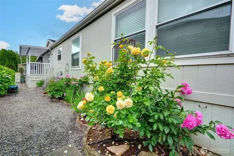 14727 43rd Avenue NE Marysville WA 98271