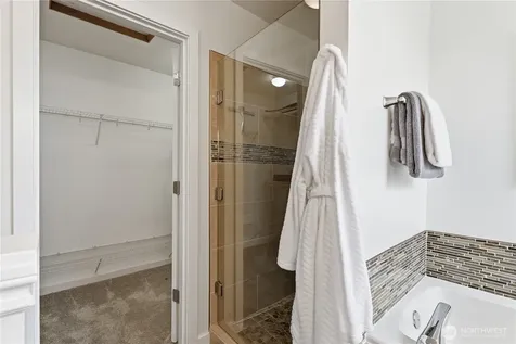 18 167th Place SW Bothell WA 98012