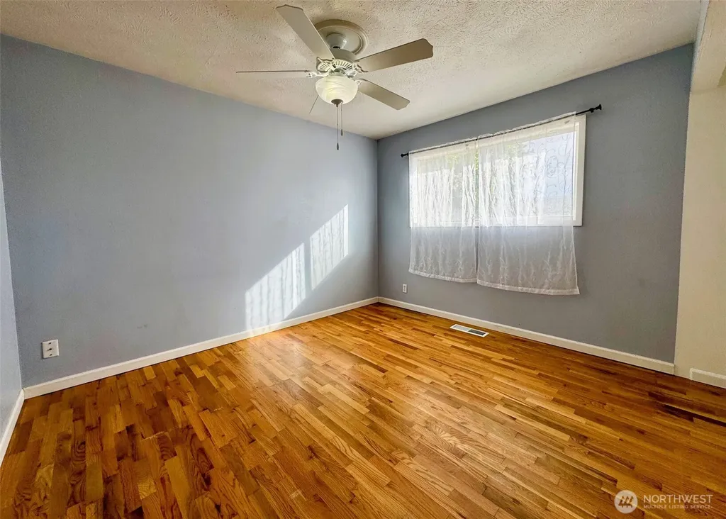 1103 S Evergreen Drive Moses Lake WA 98837
