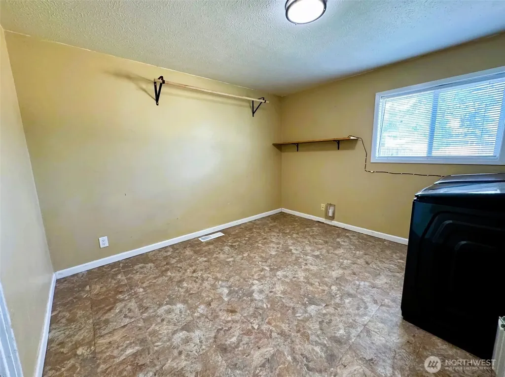 1103 S Evergreen Drive Moses Lake WA 98837