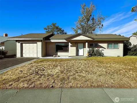 1103 S Evergreen Drive Moses Lake WA 98837