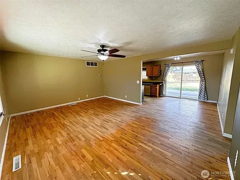 1103 S Evergreen Drive Moses Lake WA 98837