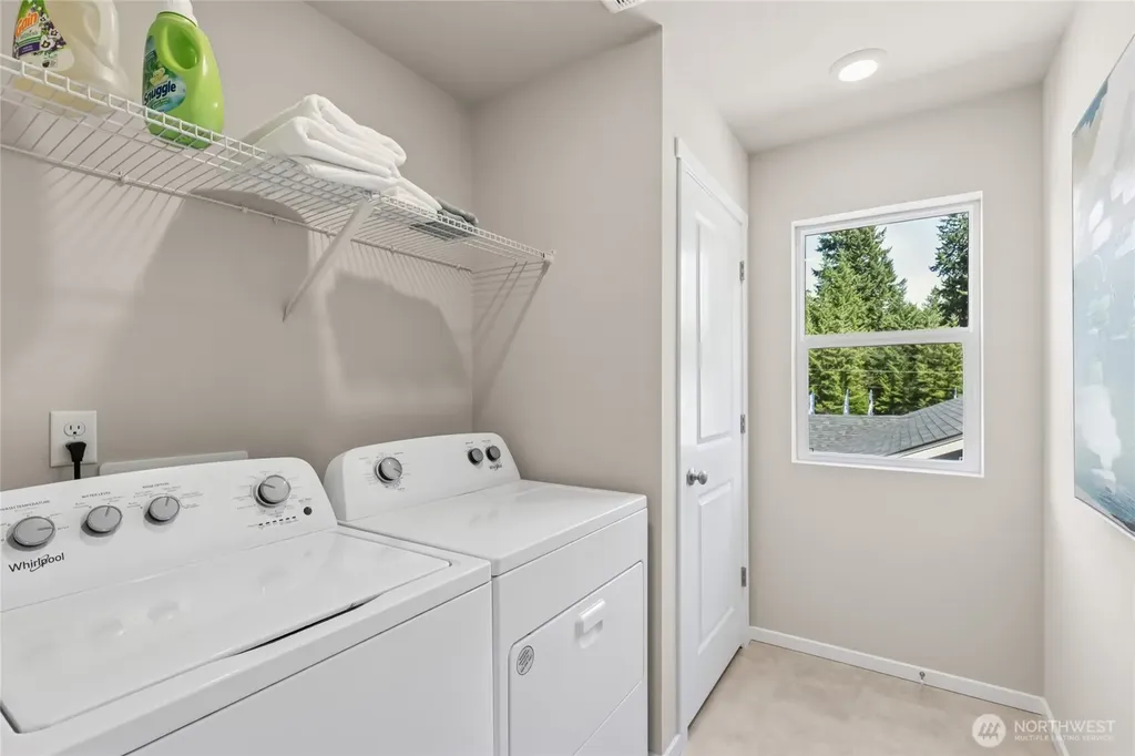 7404 281st Place NW Stanwood WA 98292