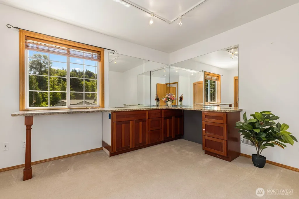 21212 89th Avenue NE Arlington WA 98223