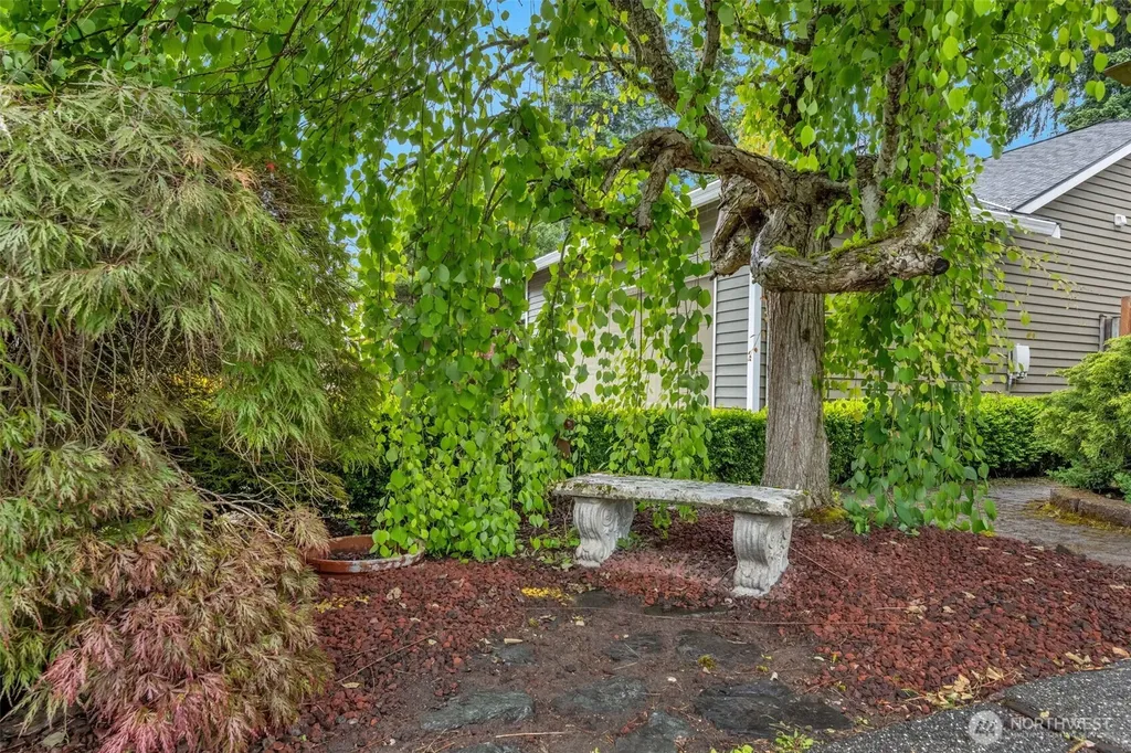 6215 145th Street SE Everett WA 98208