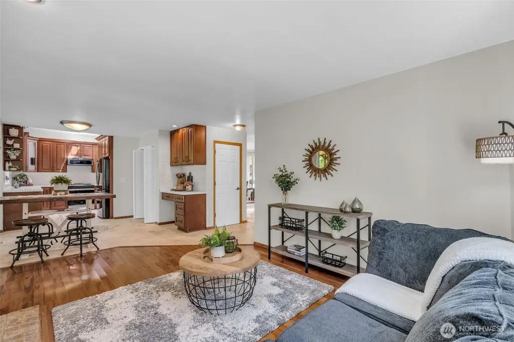 6215 145th Street SE Everett WA 98208