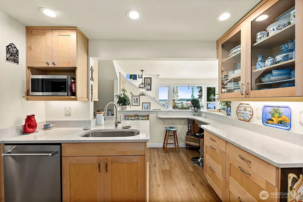 1512 Cole Loop SE Port Orchard WA 98366