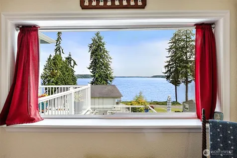 1512 Cole Loop SE Port Orchard WA 98366