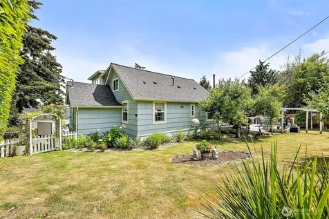 1512 Cole Loop SE Port Orchard WA 98366