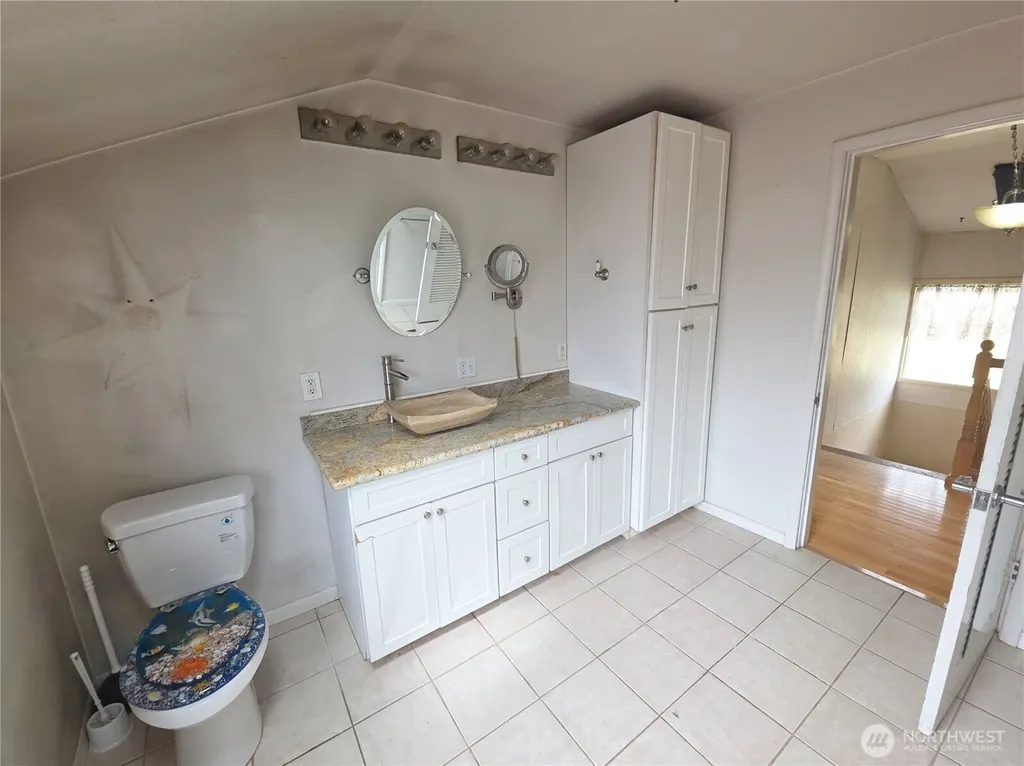 2016 W 6th Aberdeen WA 98520
