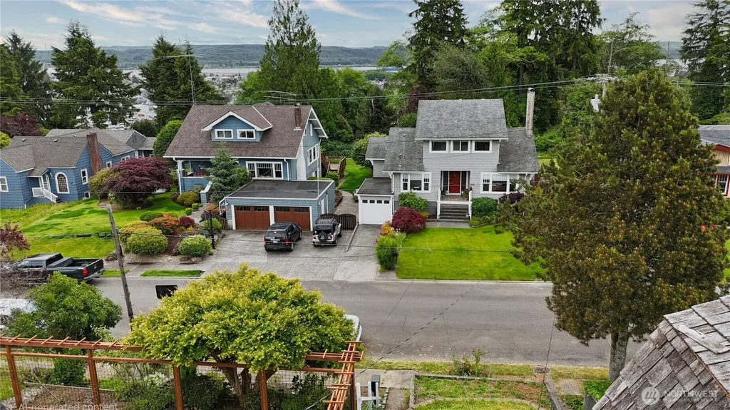 2016 W 6th Aberdeen WA 98520