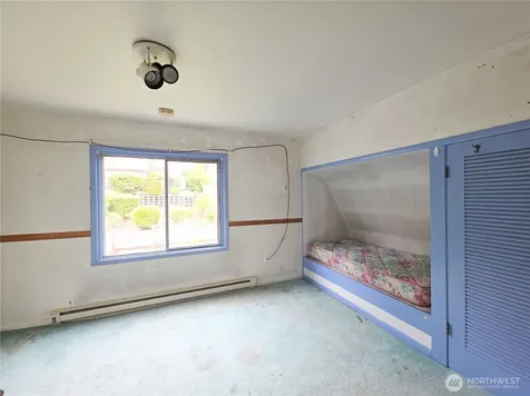 2016 W 6th Aberdeen WA 98520
