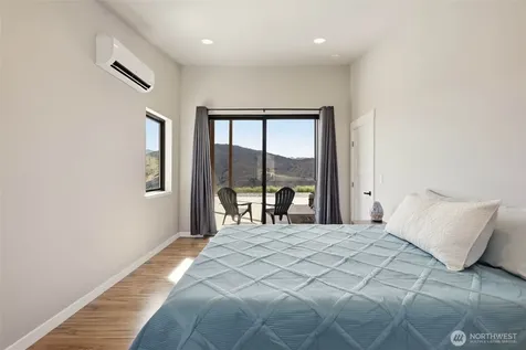 88 Cowboy Road Methow WA 98846