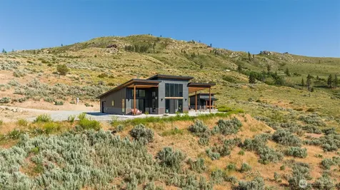 88 Cowboy Road Methow WA 98846