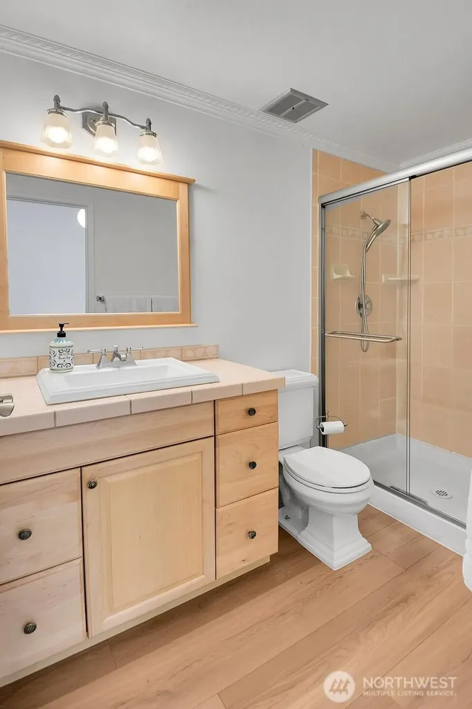6530 W Mercer Way Mercer Island WA 98040