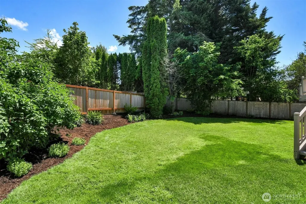 6530 W Mercer Way Mercer Island WA 98040