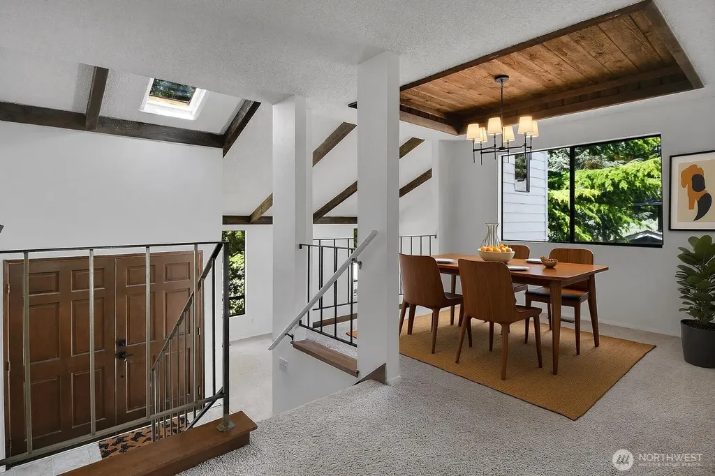 6530 W Mercer Way Mercer Island WA 98040