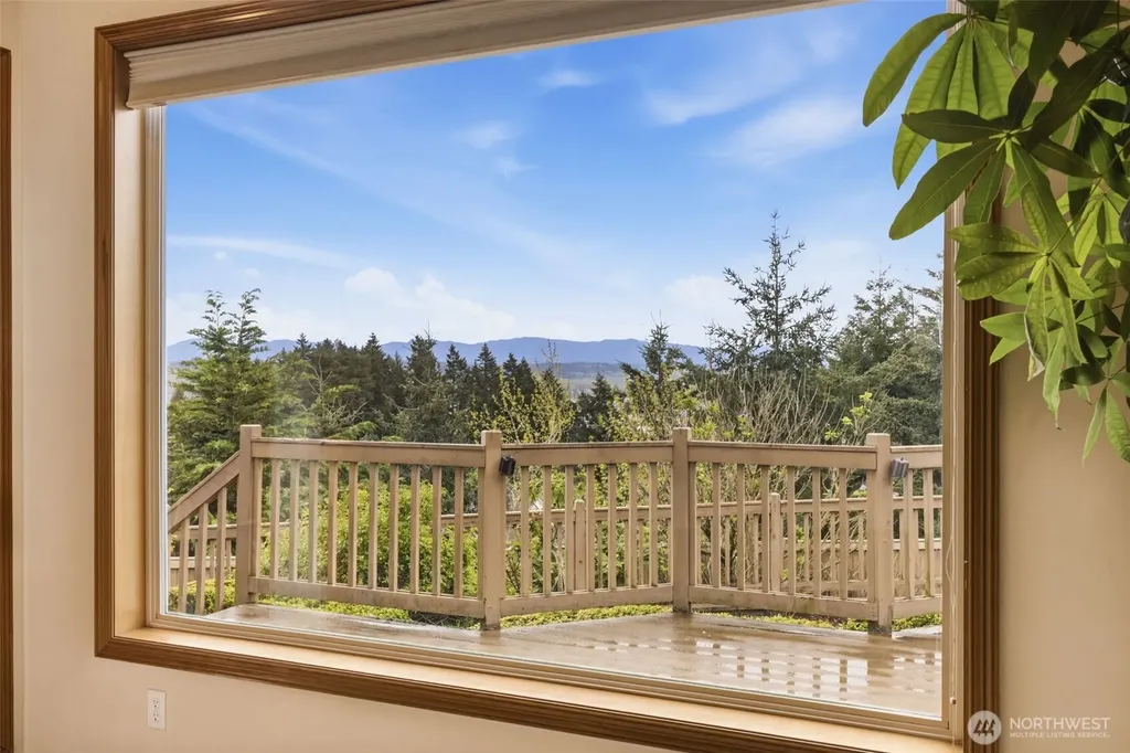 1104 V Street NW Auburn WA 98001