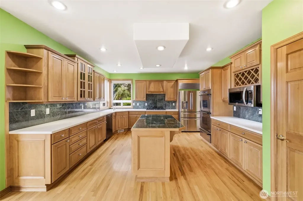 1104 V Street NW Auburn WA 98001