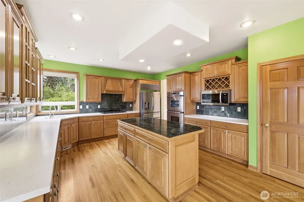 1104 V Street NW Auburn WA 98001