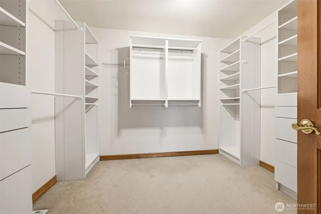 1104 V Street NW Auburn WA 98001