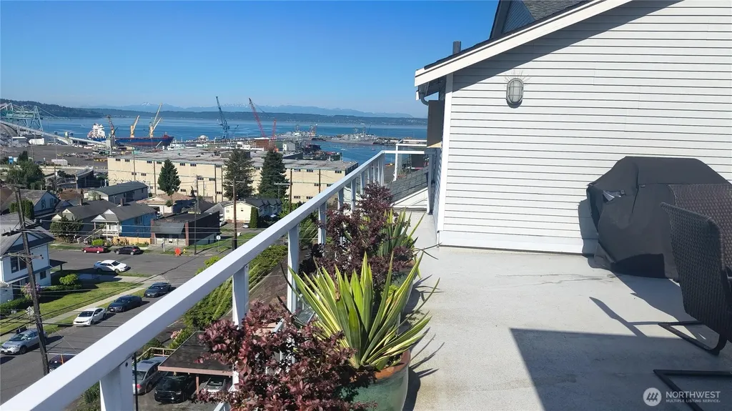2522 Rucker Avenue Everett WA 98201