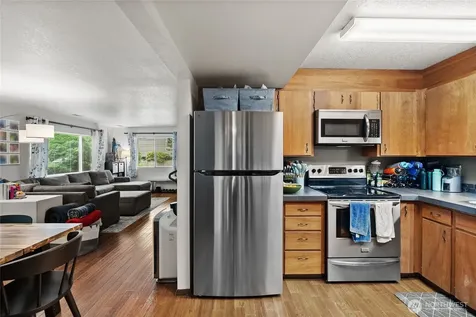 818 W Argand Street Seattle WA 98119