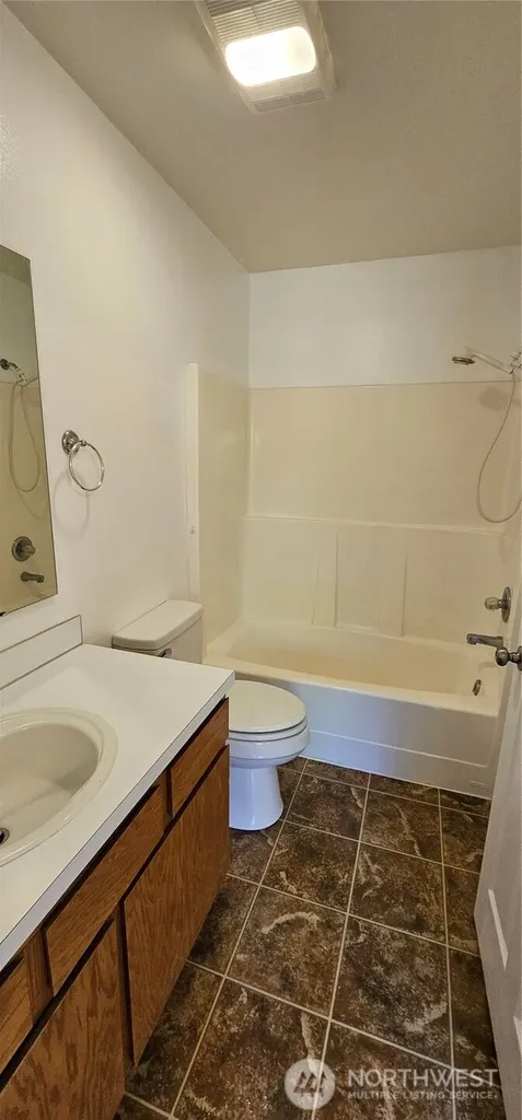 5621 And 5623 Delia Lane SW Port Orchard WA 98367