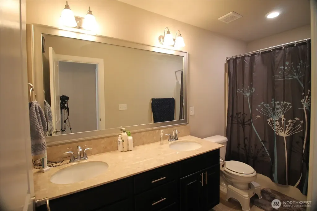 17309 40th Avenue SE Bothell WA 98012