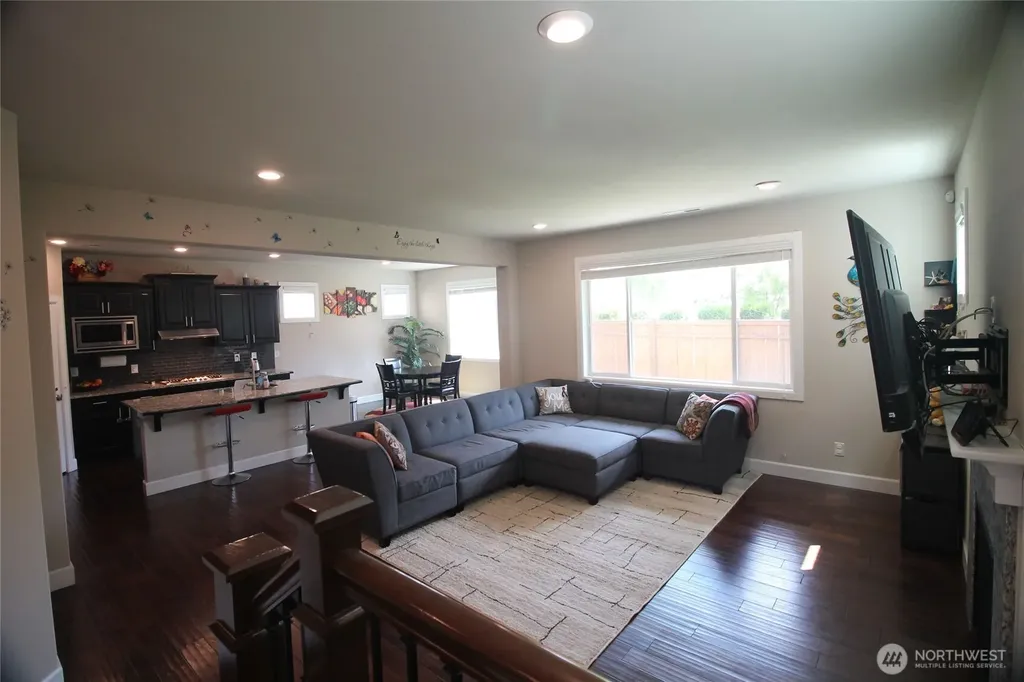 17309 40th Avenue SE Bothell WA 98012