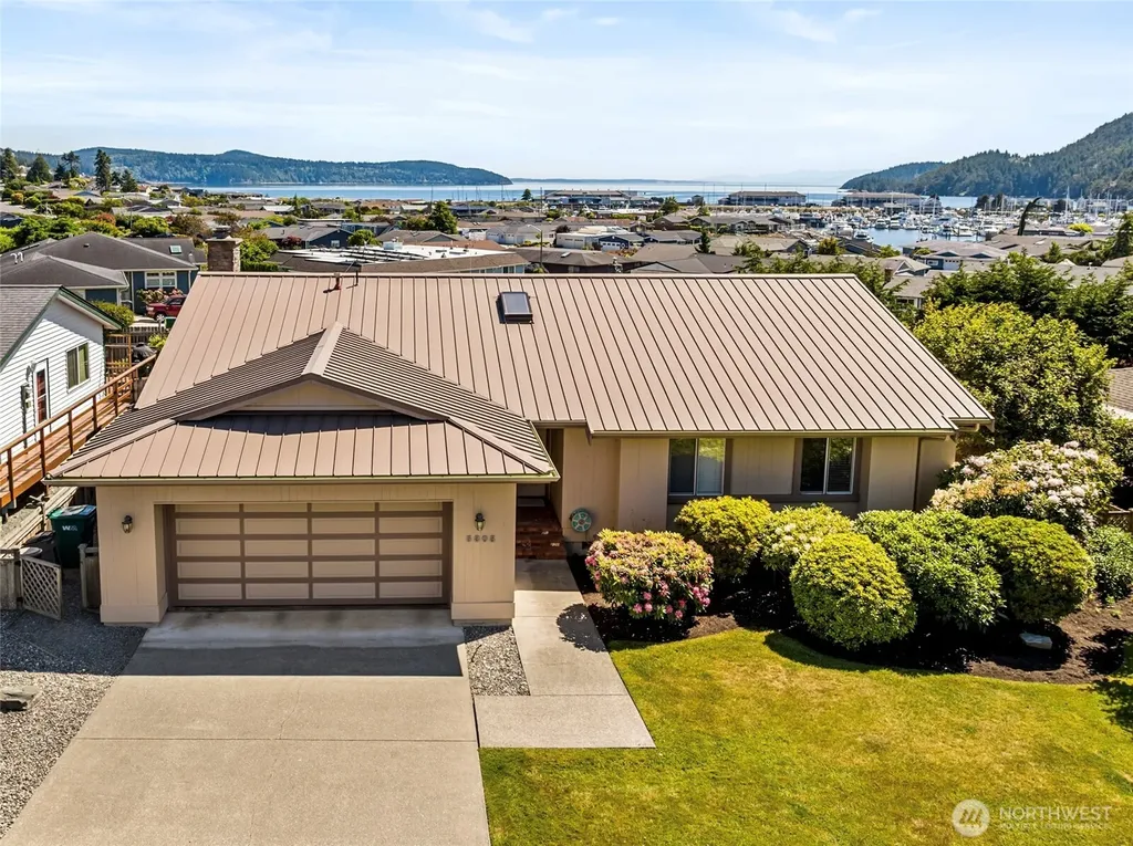 5305 Sterling Drive Anacortes WA 98221