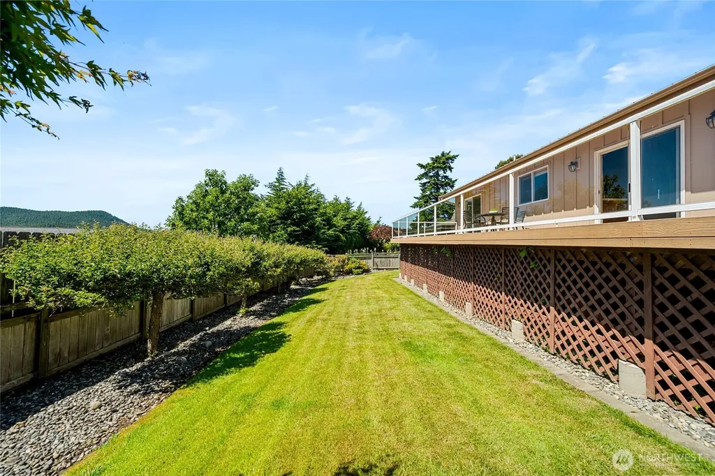 5305 Sterling Drive Anacortes WA 98221