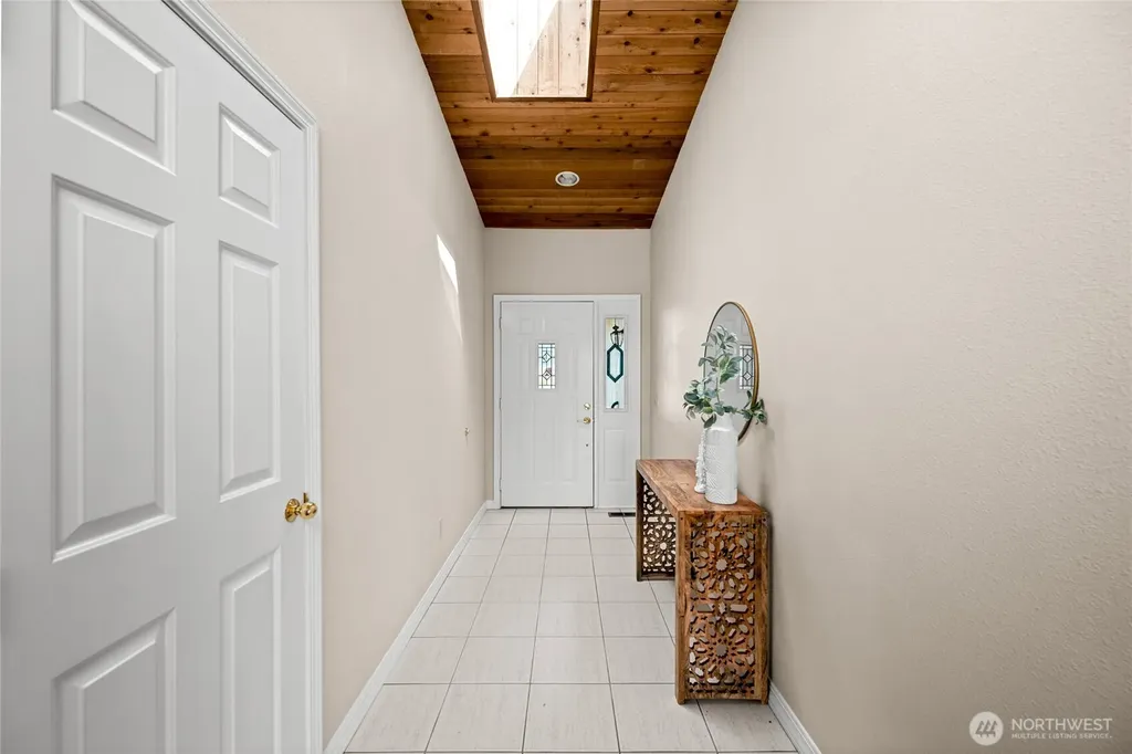5305 Sterling Drive Anacortes WA 98221