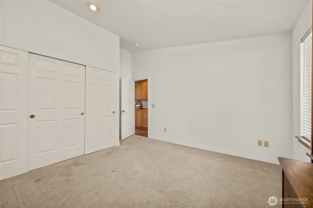 5305 Sterling Drive Anacortes WA 98221