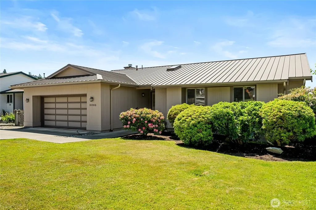 5305 Sterling Drive Anacortes WA 98221